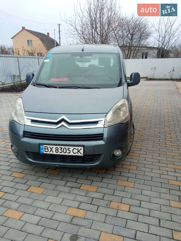 Минивэн Citroen Berlingo 2010 в Каменец-Подольском
