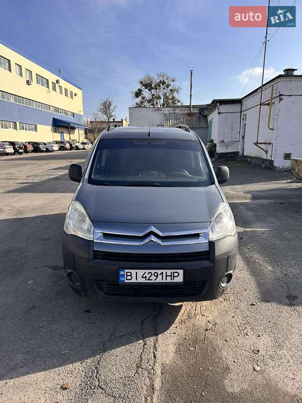 Вантажний фургон Citroen Berlingo 2008 в Полтаві
