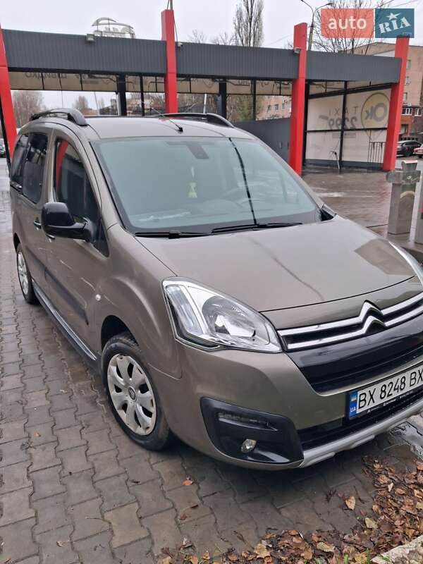 Мінівен Citroen Berlingo 2016 в Чемерівцях