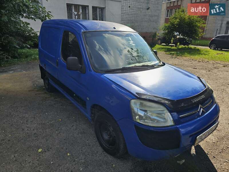 Вантажний фургон Citroen Berlingo 2003 в Львові