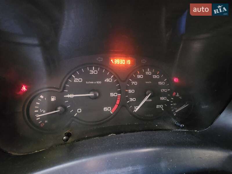 Вантажний фургон Citroen Berlingo 2003 в Львові