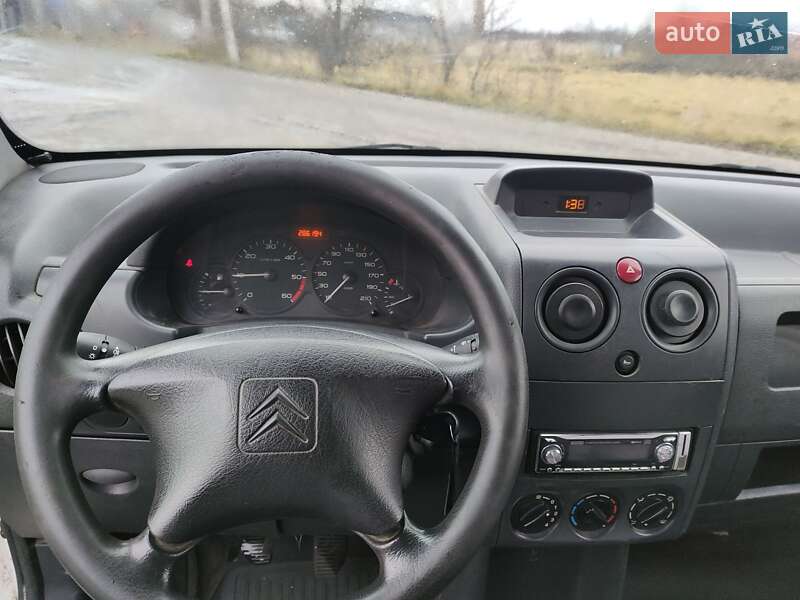 Вантажний фургон Citroen Berlingo 2003 в Львові