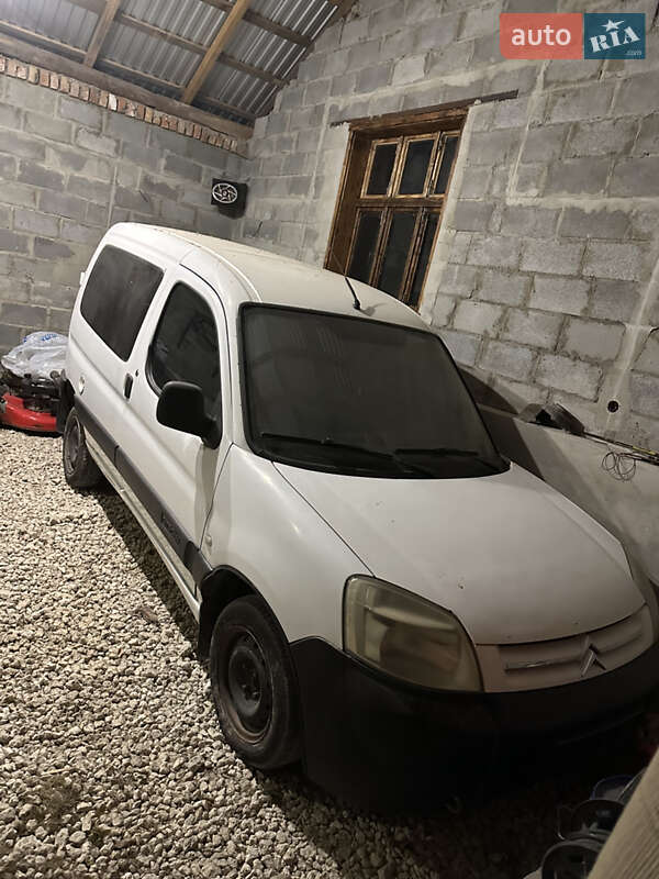 Вантажний фургон Citroen Berlingo 2005 в Збаражі