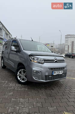 Вантажний фургон Citroen Berlingo 2018 в Хмельницькому