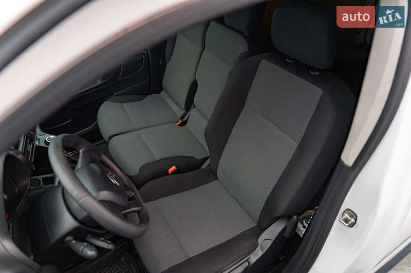 Грузовой фургон Citroen Berlingo 2022 в Киеве