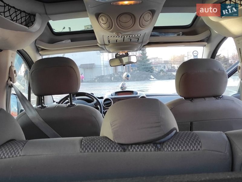 Минивэн Citroen Berlingo 2010 в Киеве