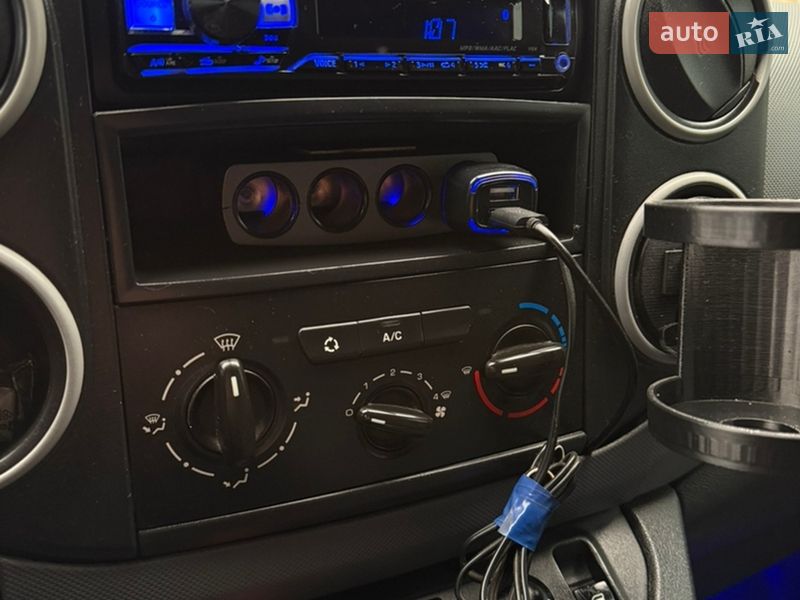 Грузовой фургон Citroen Berlingo 2012 в Тернополе фото 9 Грузовой фургон Citroen Berlingo 2012 в Тернополе