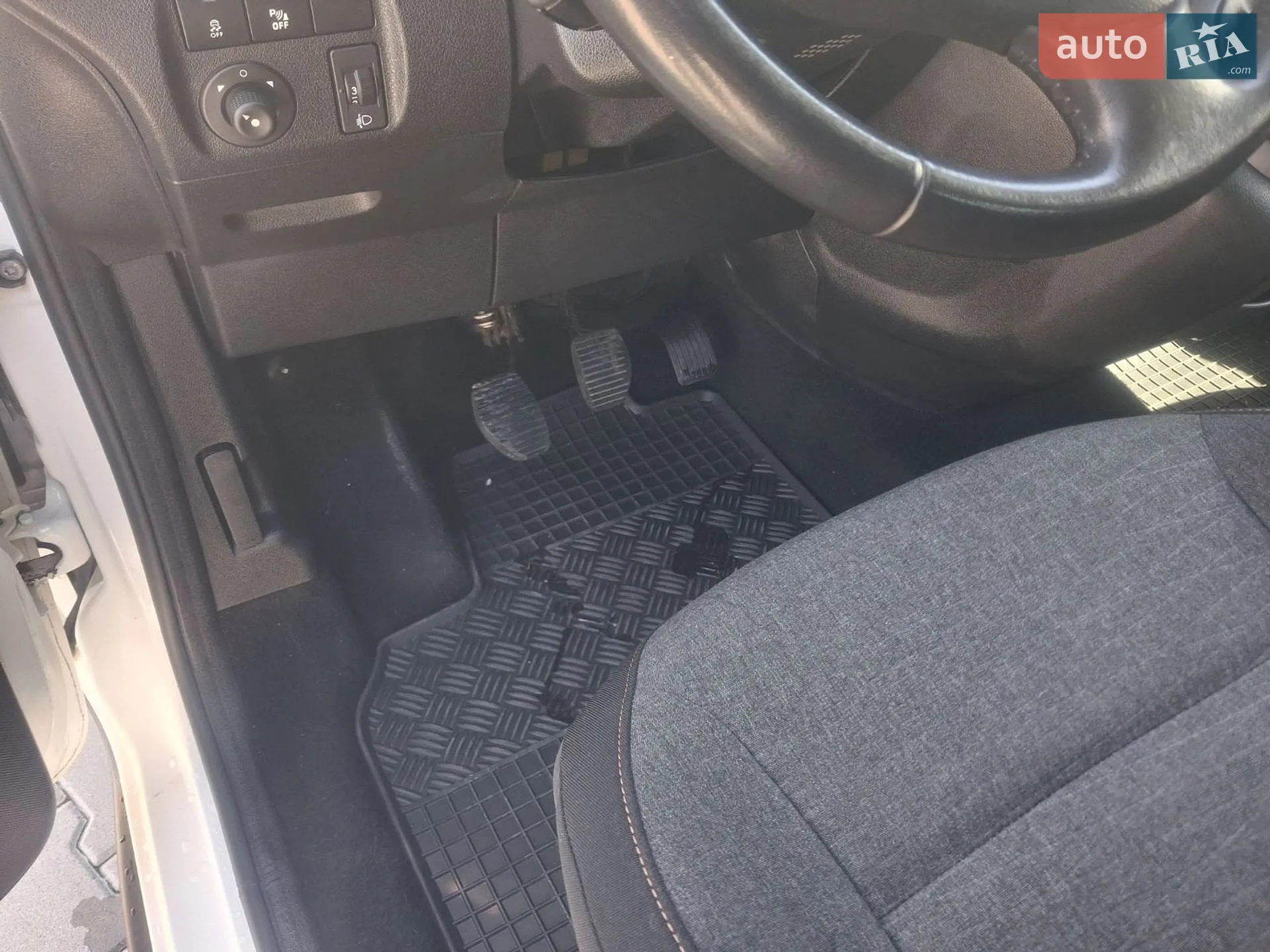 2015 Citroen Berlingo - мініатюра 23