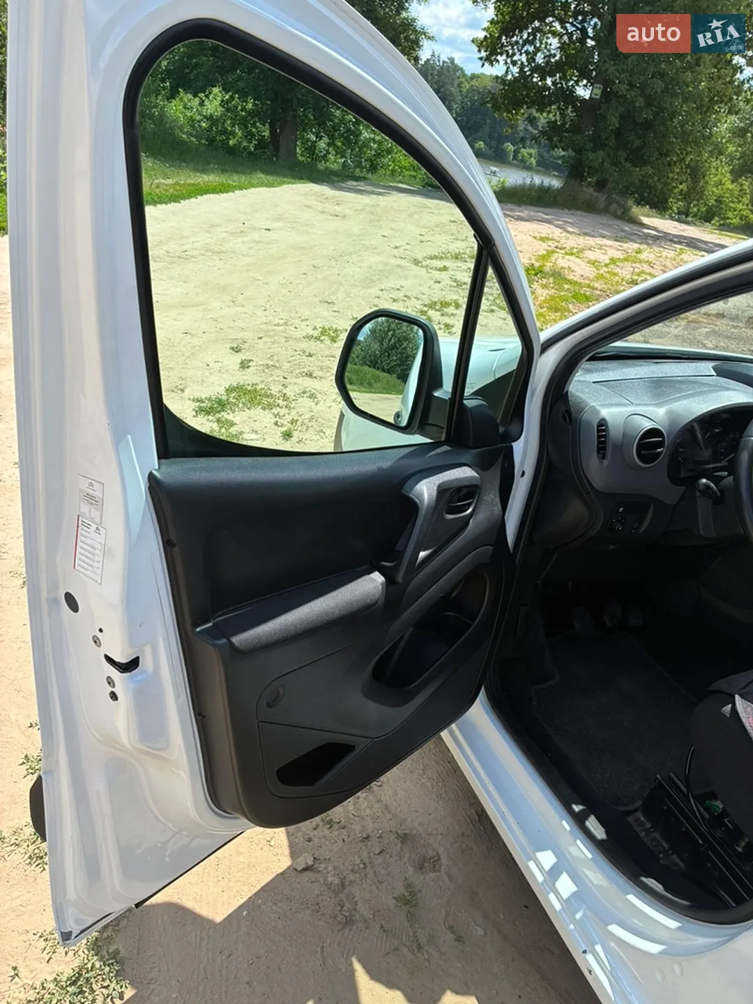 2011 Citroen Berlingo - мініатюра 11