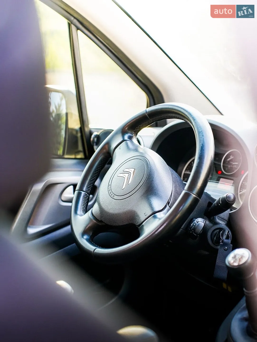 2015 Citroen Berlingo - мініатюра 30