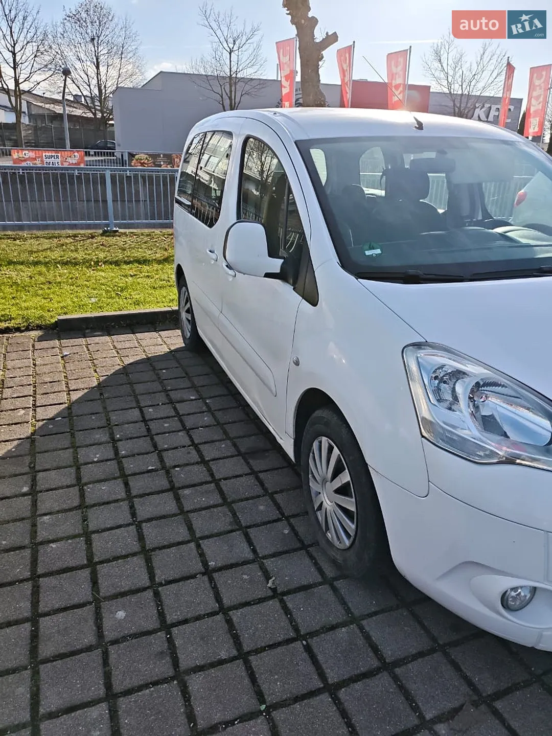 2010 Citroen Berlingo - мініатюра 2