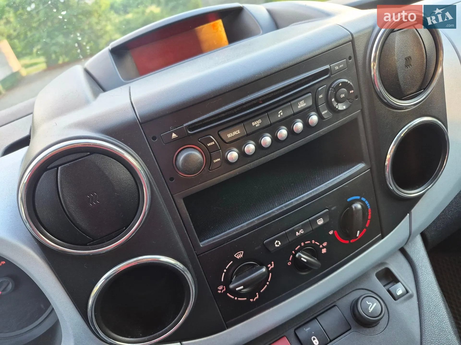 2012 Citroen Berlingo - мініатюра 40