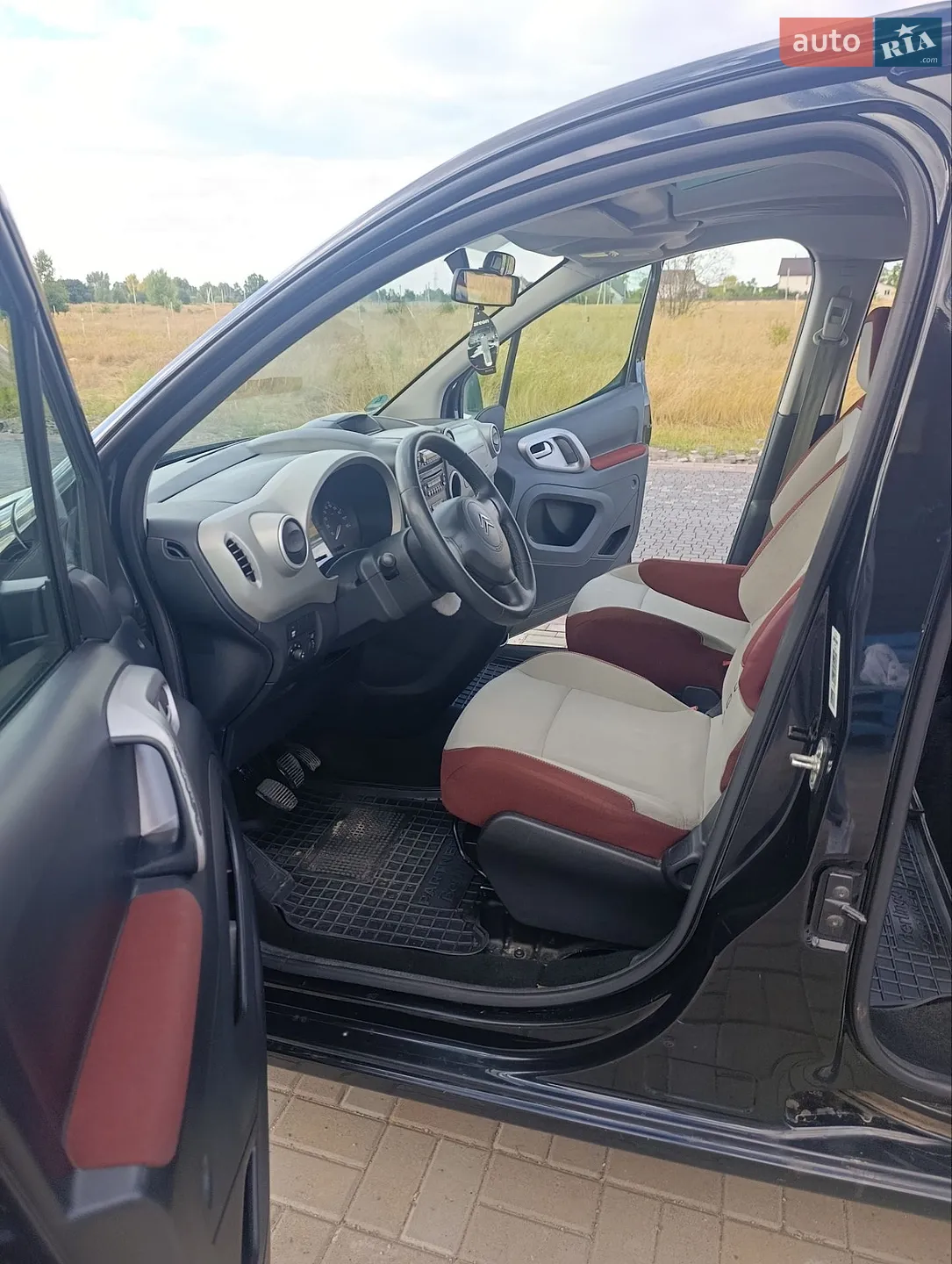 2010 Citroen Berlingo - мініатюра 11
