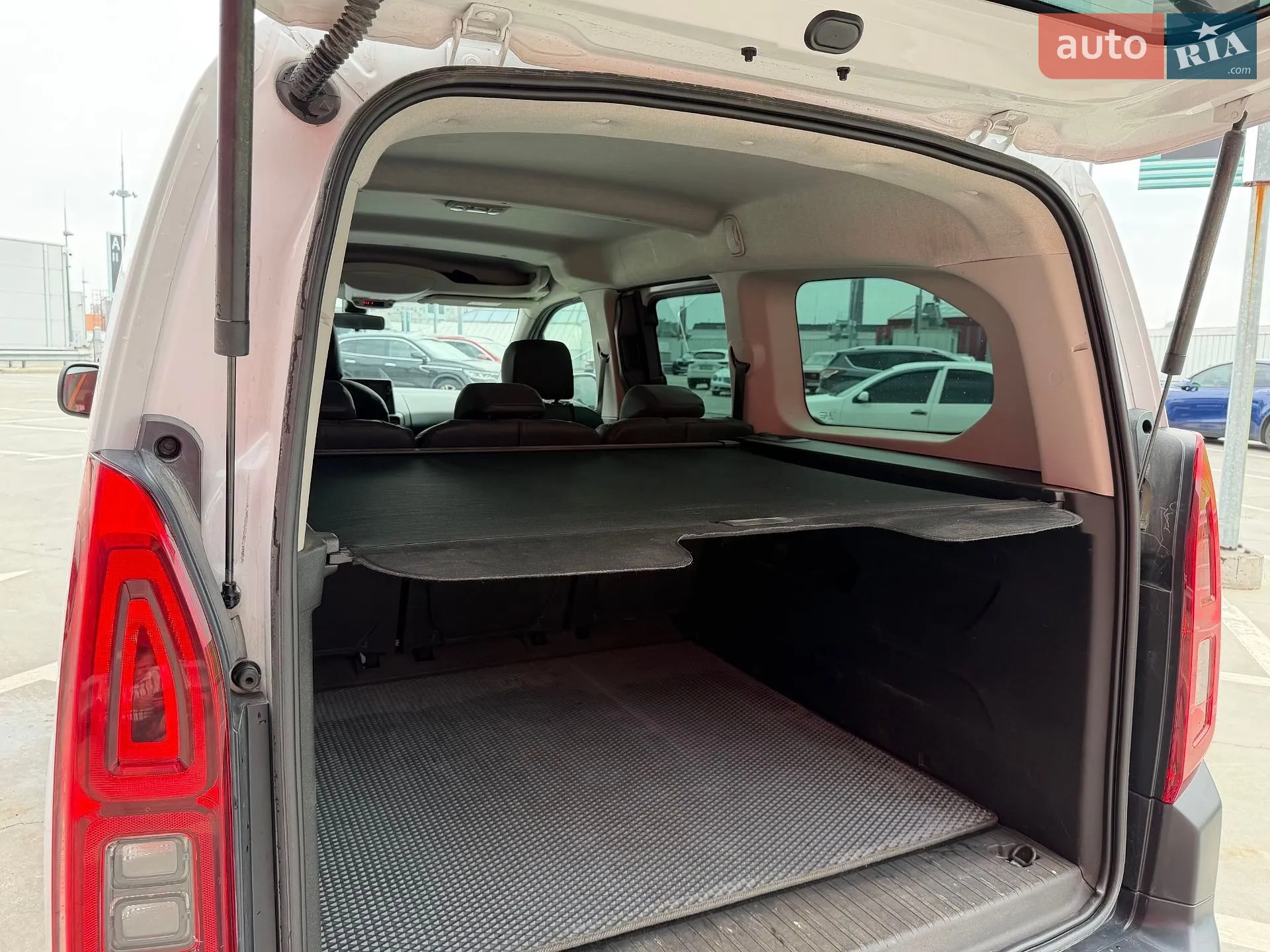 2023 Citroen Berlingo - мініатюра 33