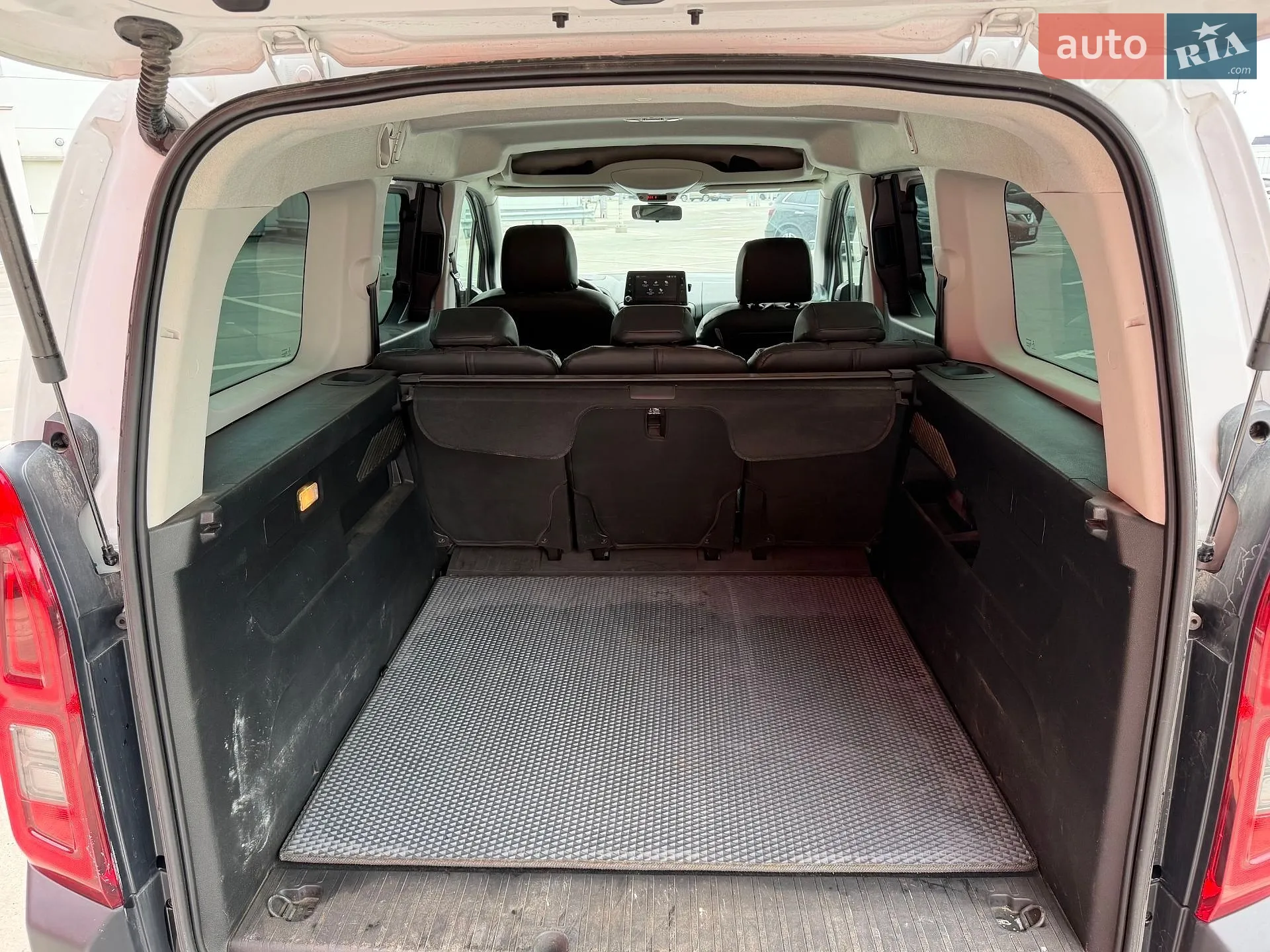 2023 Citroen Berlingo - мініатюра 35