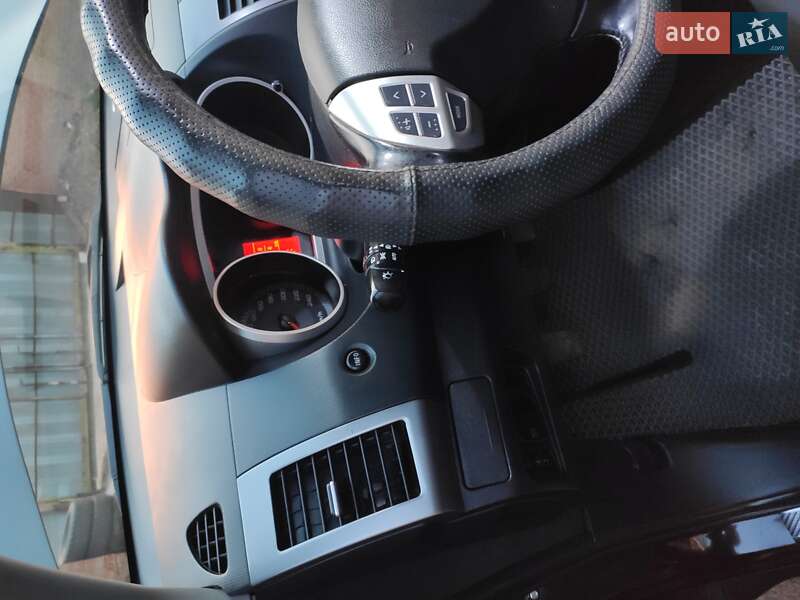 Позашляховик / Кросовер Citroen C-Crosser 2008 в Сумах фото 9 Позашляховик / Кросовер Citroen C-Crosser 2008 в Сумах