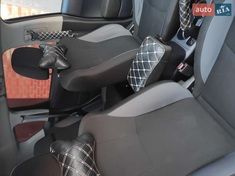 Позашляховик / Кросовер Citroen C-Crosser 2008 в Сумах фото 13 Позашляховик / Кросовер Citroen C-Crosser 2008 в Сумах