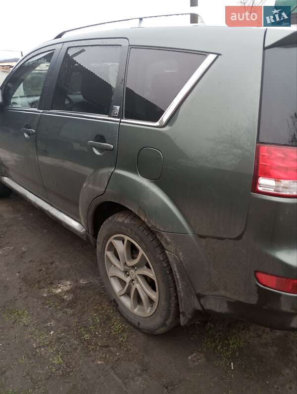 Позашляховик / Кросовер Citroen C-Crosser 2010 в Смілі