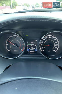 Внедорожник / Кроссовер Citroen C-Crosser 2009 в Черновцах