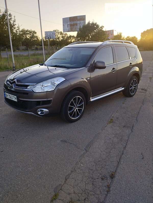 Citroen C-Crosser 2010