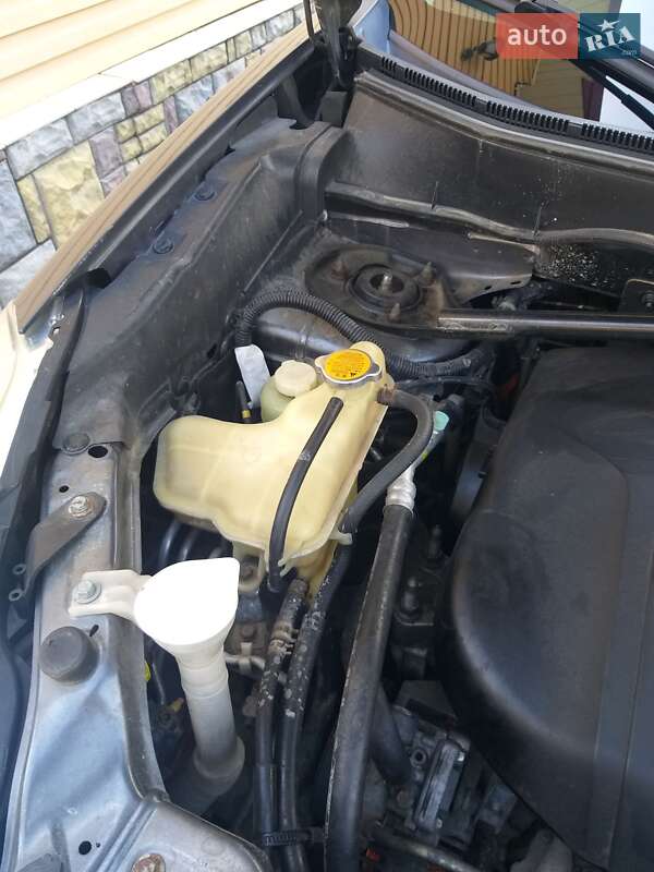 Внедорожник / Кроссовер Citroen C-Crosser 2008 в Косове