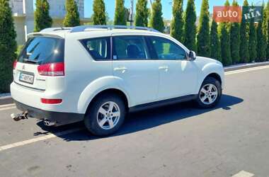 Позашляховик / Кросовер Citroen C-Crosser 2010 в 