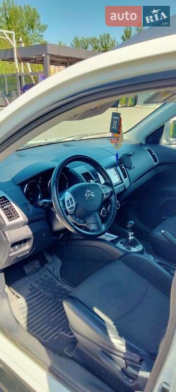 Позашляховик / Кросовер Citroen C-Crosser 2010 в Надвірній фото 14 Позашляховик / Кросовер Citroen C-Crosser 2010 в Надвірній