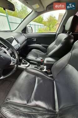 Позашляховик / Кросовер Citroen C-Crosser 2011 в 