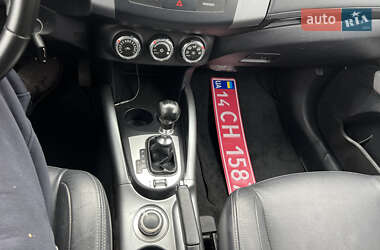 Внедорожник / Кроссовер Citroen C-Crosser 2011 в 