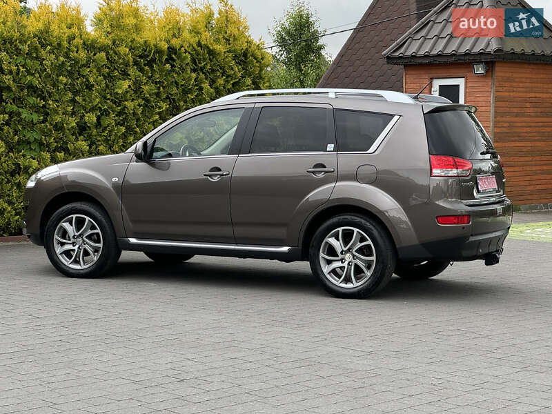 Позашляховик / Кросовер Citroen C-Crosser 2012 в Стрию