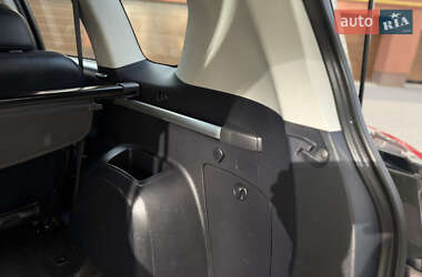Позашляховик / Кросовер Citroen C-Crosser 2010 в 