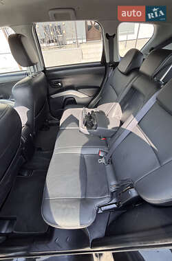Внедорожник / Кроссовер Citroen C-Crosser 2009 в 