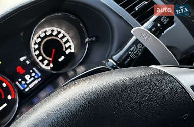 Внедорожник / Кроссовер Citroen C-Crosser 2011 в 