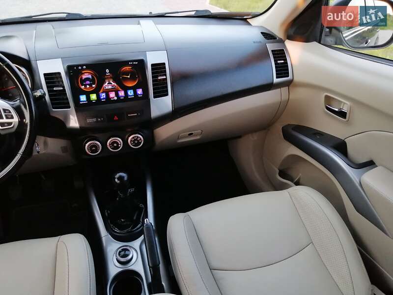 Внедорожник / Кроссовер Citroen C-Crosser 2009 в Ровно