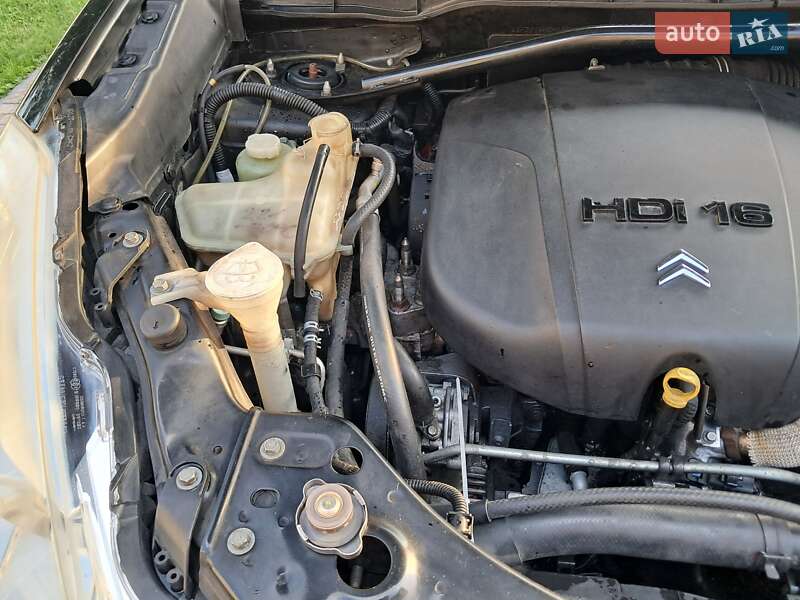 Внедорожник / Кроссовер Citroen C-Crosser 2009 в Коломые фото 18 Внедорожник / Кроссовер Citroen C-Crosser 2009 в Коломые