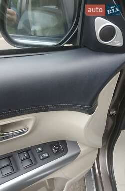 Внедорожник / Кроссовер Citroen C-Crosser 2012 в 
