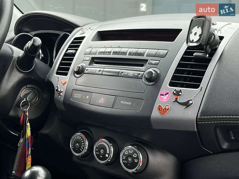 Внедорожник / Кроссовер Citroen C-Crosser 2011 в Львове фото 5 Внедорожник / Кроссовер Citroen C-Crosser 2011 в Львове