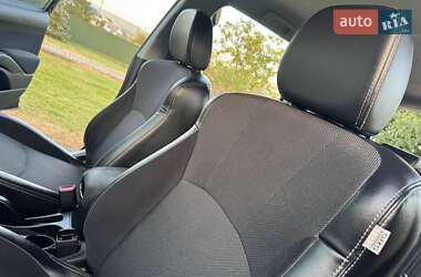 Внедорожник / Кроссовер Citroen C-Crosser 2010 в 