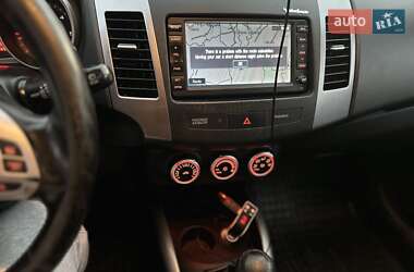 Внедорожник / Кроссовер Citroen C-Crosser 2009 в 