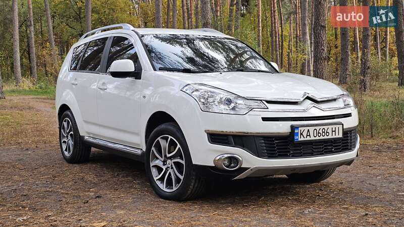 Позашляховик / Кросовер Citroen C-Crosser 2010 в 