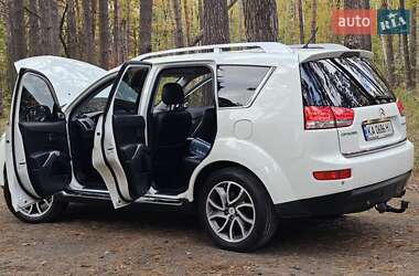 Позашляховик / Кросовер Citroen C-Crosser 2010 в 