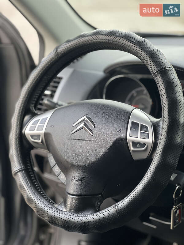 Внедорожник / Кроссовер Citroen C-Crosser 2010 в Деражне фото 5 Внедорожник / Кроссовер Citroen C-Crosser 2010 в Деражне