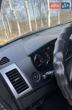 Позашляховик / Кросовер Citroen C-Crosser 2010 в  фото 17 Позашляховик / Кросовер Citroen C-Crosser 2010 в