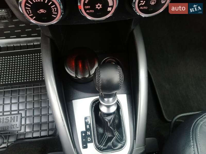 Позашляховик / Кросовер Citroen C-Crosser 2012 в Рівному фото 36 Позашляховик / Кросовер Citroen C-Crosser 2012 в Рівному