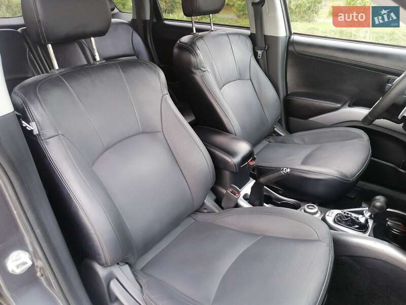 Позашляховик / Кросовер Citroen C-Crosser 2012 в Рівному фото 56 Позашляховик / Кросовер Citroen C-Crosser 2012 в Рівному