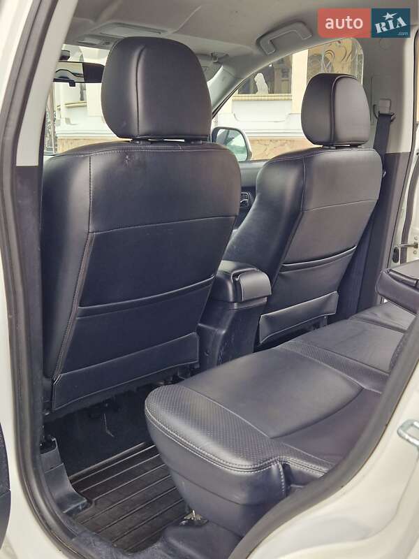 Внедорожник / Кроссовер Citroen C-Crosser 2008 в Золочеве фото 3 Внедорожник / Кроссовер Citroen C-Crosser 2008 в Золочеве