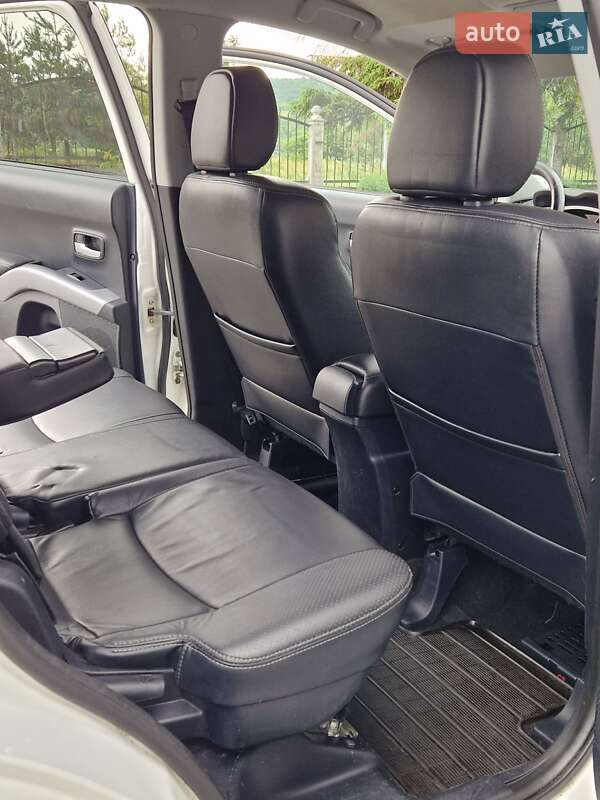 Внедорожник / Кроссовер Citroen C-Crosser 2008 в Золочеве фото 15 Внедорожник / Кроссовер Citroen C-Crosser 2008 в Золочеве