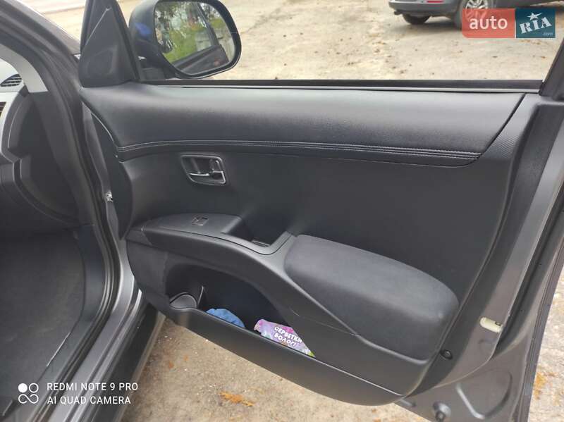 Внедорожник / Кроссовер Citroen C-Crosser 2010 в Луцке фото 23 Внедорожник / Кроссовер Citroen C-Crosser 2010 в Луцке