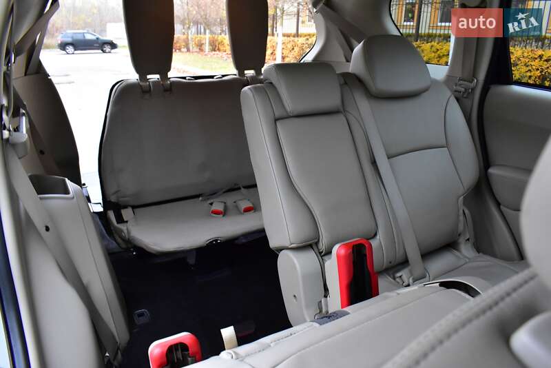 Внедорожник / Кроссовер Citroen C-Crosser 2012 в Киеве