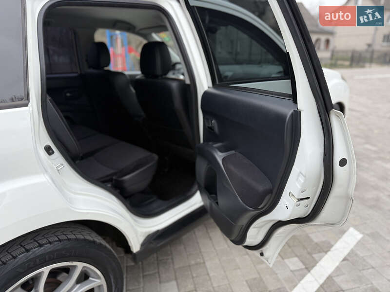 Внедорожник / Кроссовер Citroen C-Crosser 2012 в Кременце фото 33 Внедорожник / Кроссовер Citroen C-Crosser 2012 в Кременце